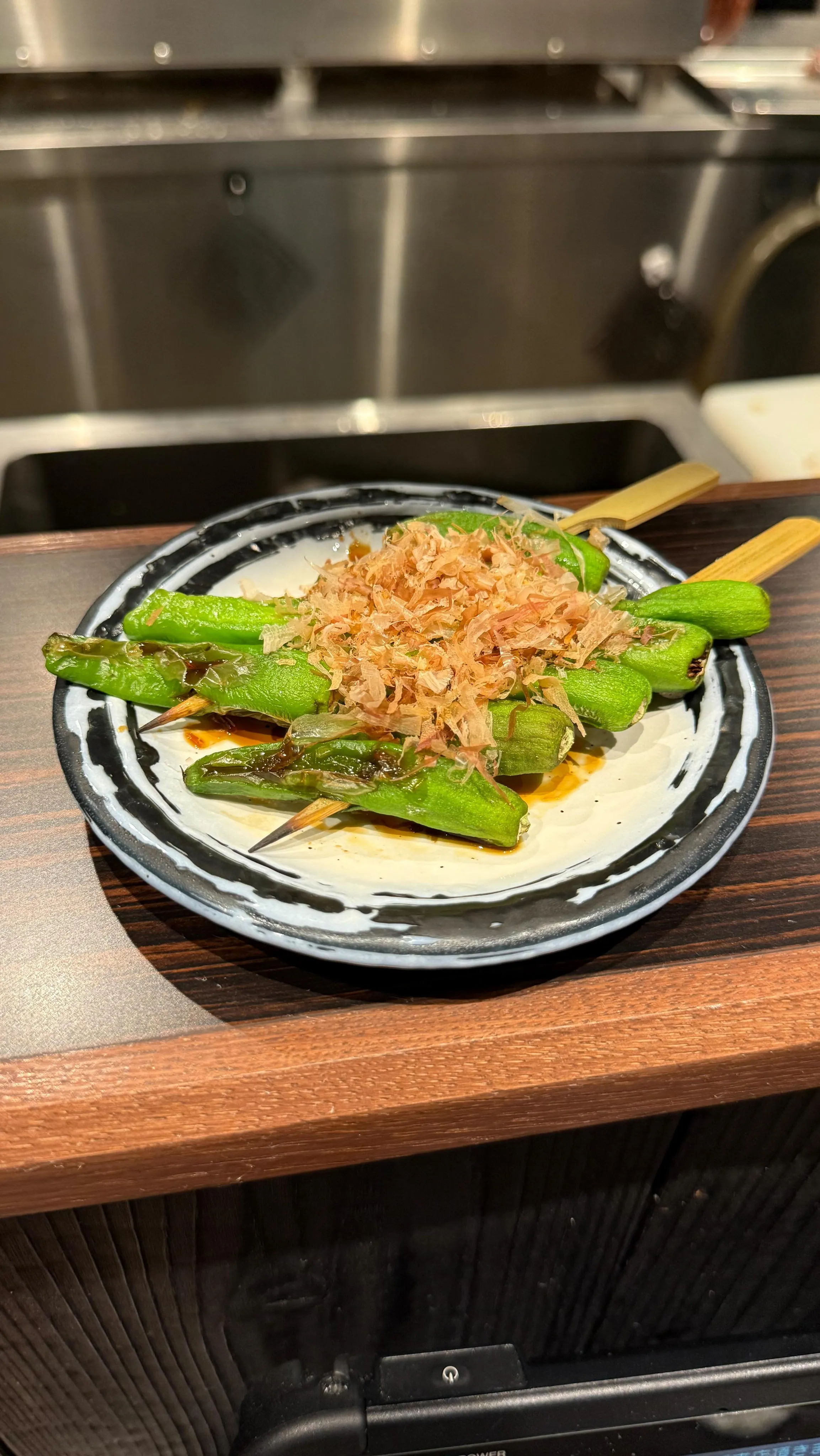 食べログ百名店に選ばれた焼き鳥屋